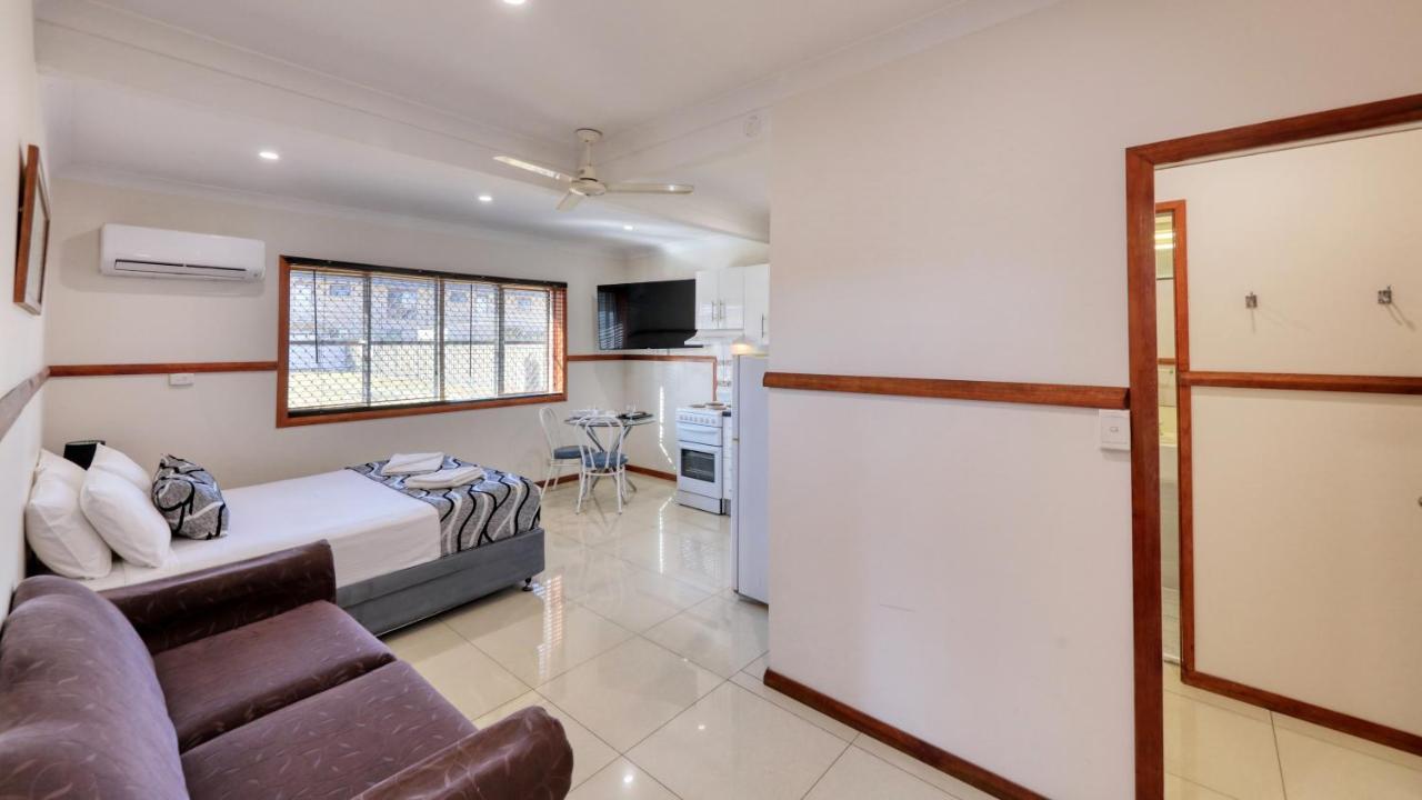 Across Country Motor Inn Dubbo Bagian luar foto