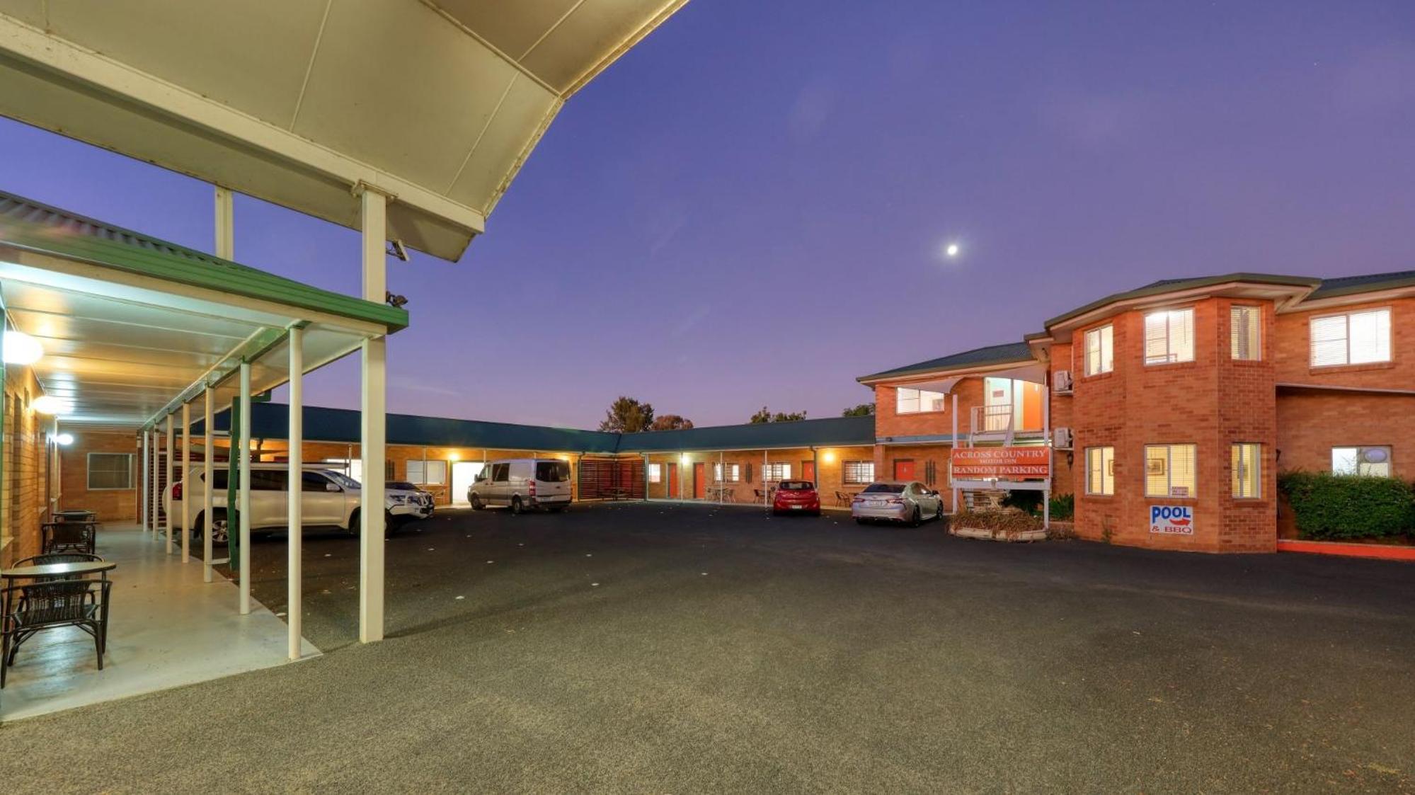 Across Country Motor Inn Dubbo Bagian luar foto